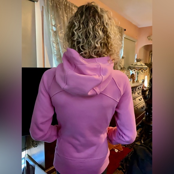 PRICE DROP! NWOT LULULEMON PINK SCUBA HOODIE!! - Picture 5 of 15